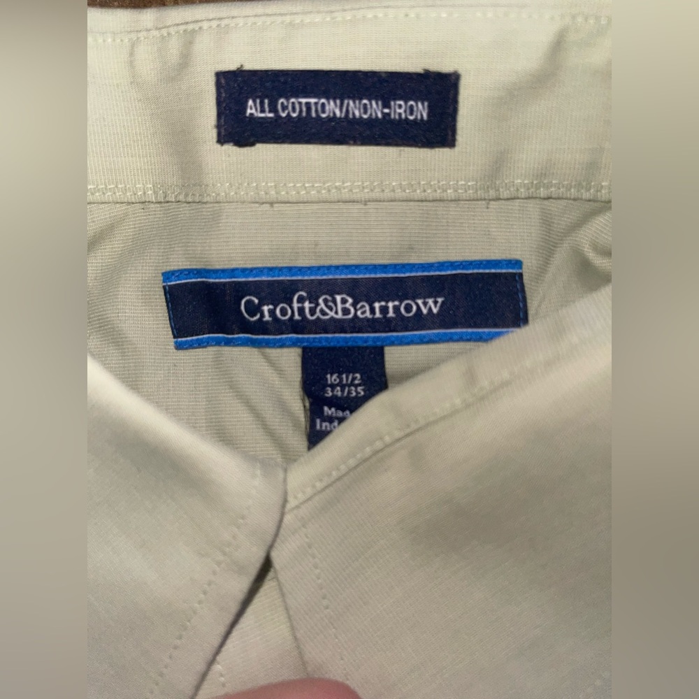 green button down - Picture 2 of 2